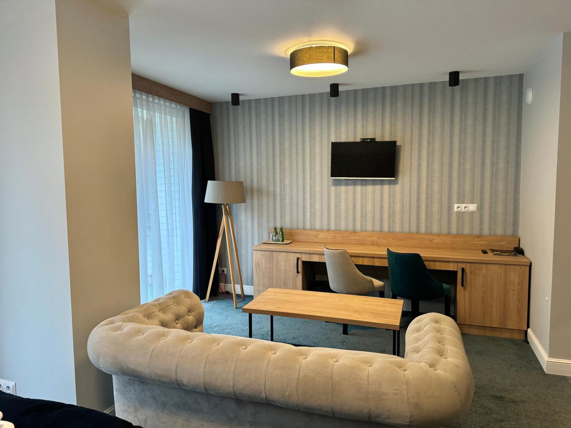 Hotel Echo Cedzyna Esterno foto
